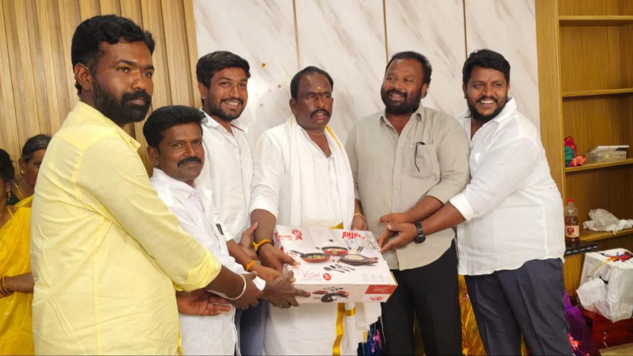 ఉయ్యాల రమణ గృహప్రవేశానికి హాజరైన కూటమి నాయకులు