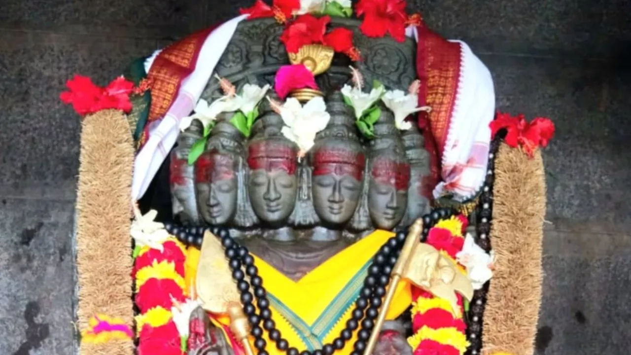 సుబ్రహ్మణ్యం స్వామి వారికీ విశేష అభిషేకం