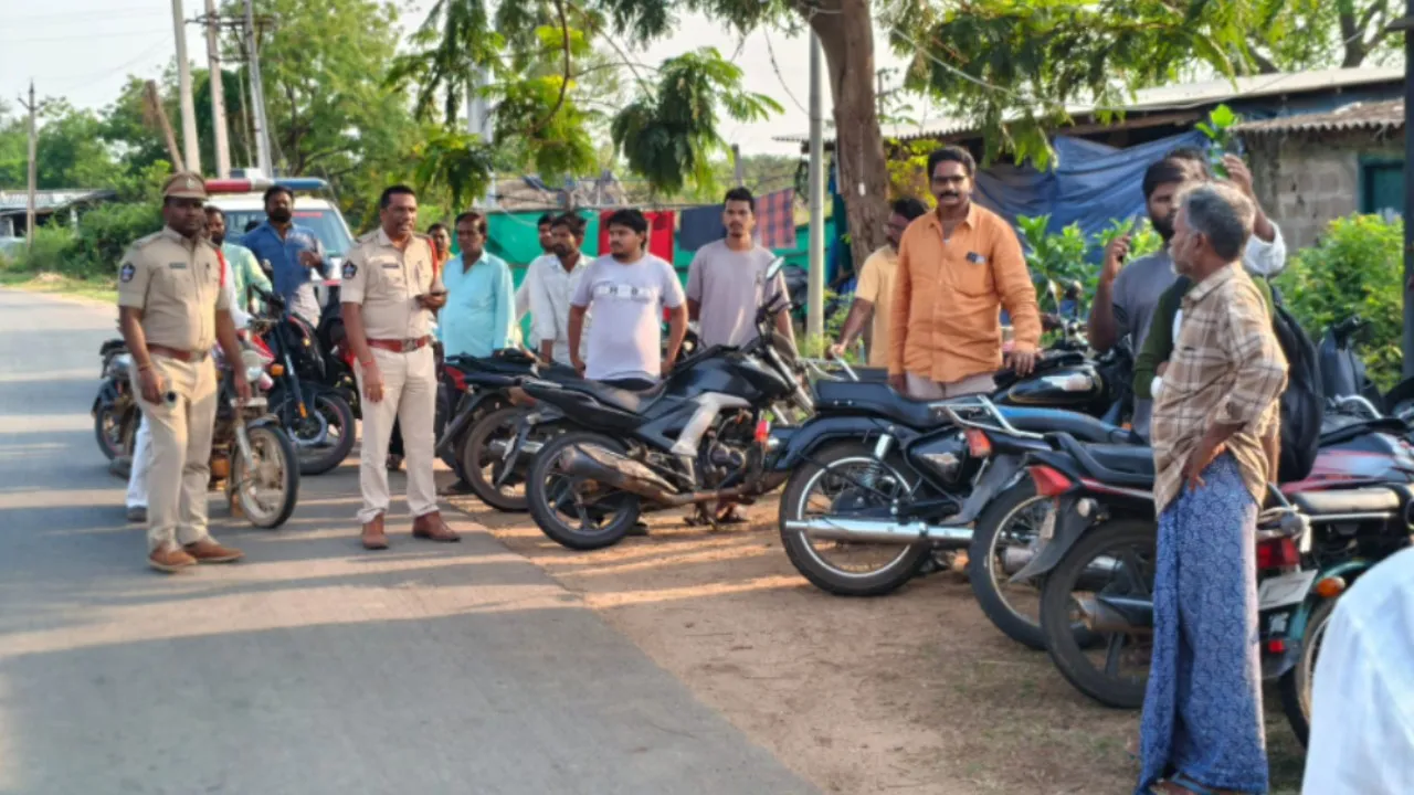 రోడ్డు భద్రతపై అవగాహన సదస్సు 