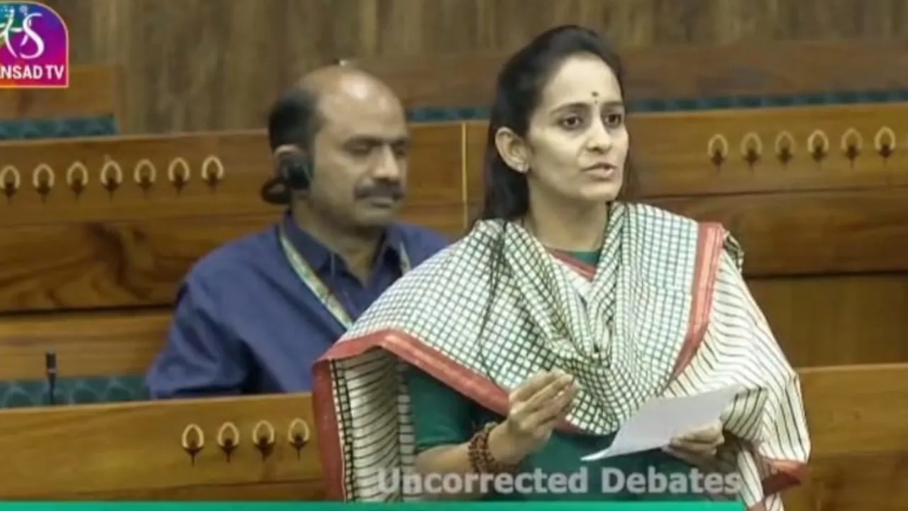 గ్రామీణ వైద్య రంగం సిబ్బంది కొరత పై లోకసభలో MP బైరెడ్డి శబరి ఆందోళన 