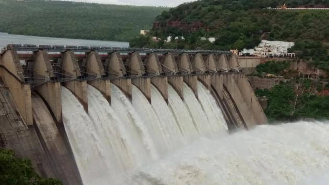శ్రీశైలం -నీలం సంజీవరెడ్డి సాగర్ ప్రాజెక్ట్ ప్రస్తుతం వివరాలు 