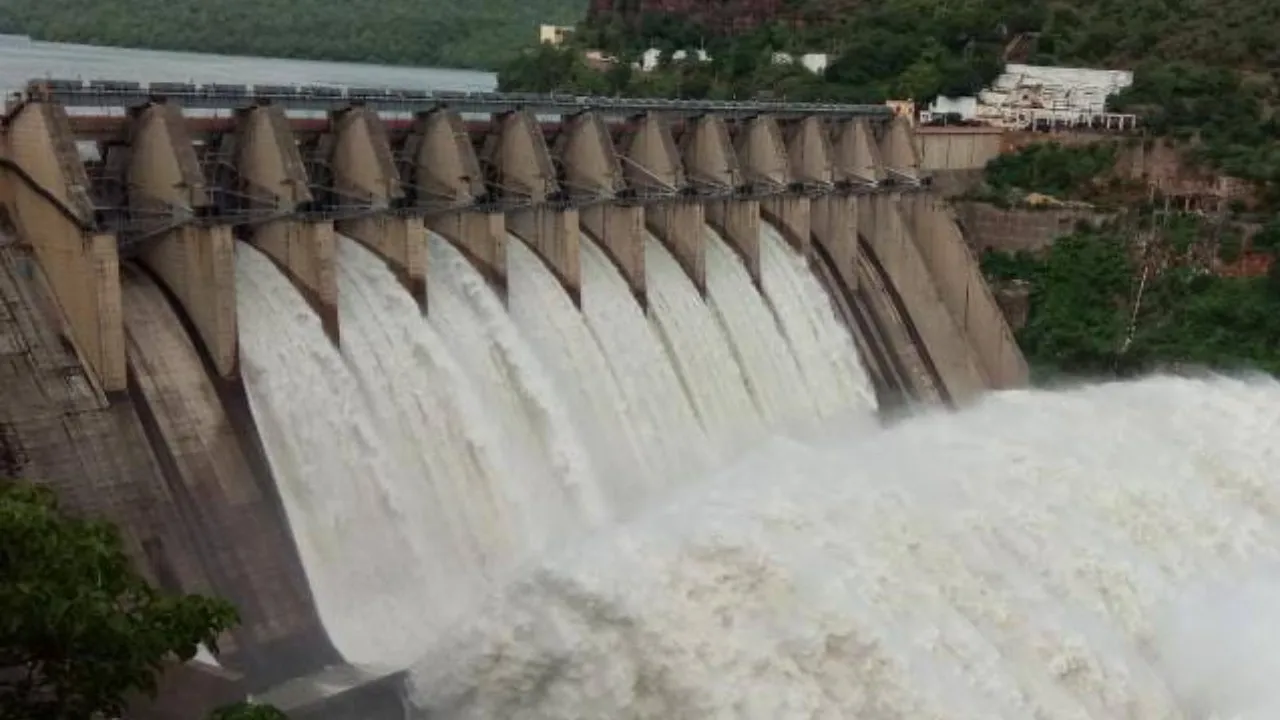 శ్రీశైలం ప్రాజెక్టు నీటి  నిలవ  కరెంట్  ఉత్పత్తి వివరాలు 