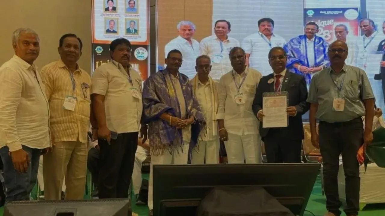 లయన్స్ క్లబ్‌కు 25 లక్షల విలువైన స్థలం బహుమతి… కుందా కోటేశ్వరరావుకు ఘన సత్కారం