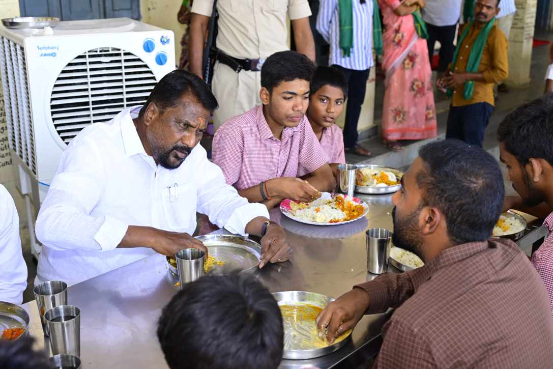 ప్రభుత్వ విద్యపై పెరుగుతున్న నమ్మకం..