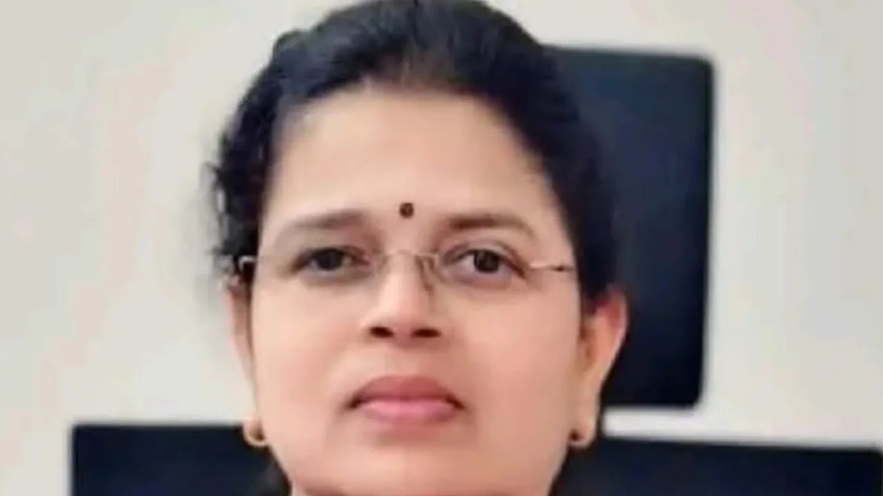  ప్రైవేట్ స్కూళ్లు TC ఇవ్వకుంటే గుర్తింపు రద్దు