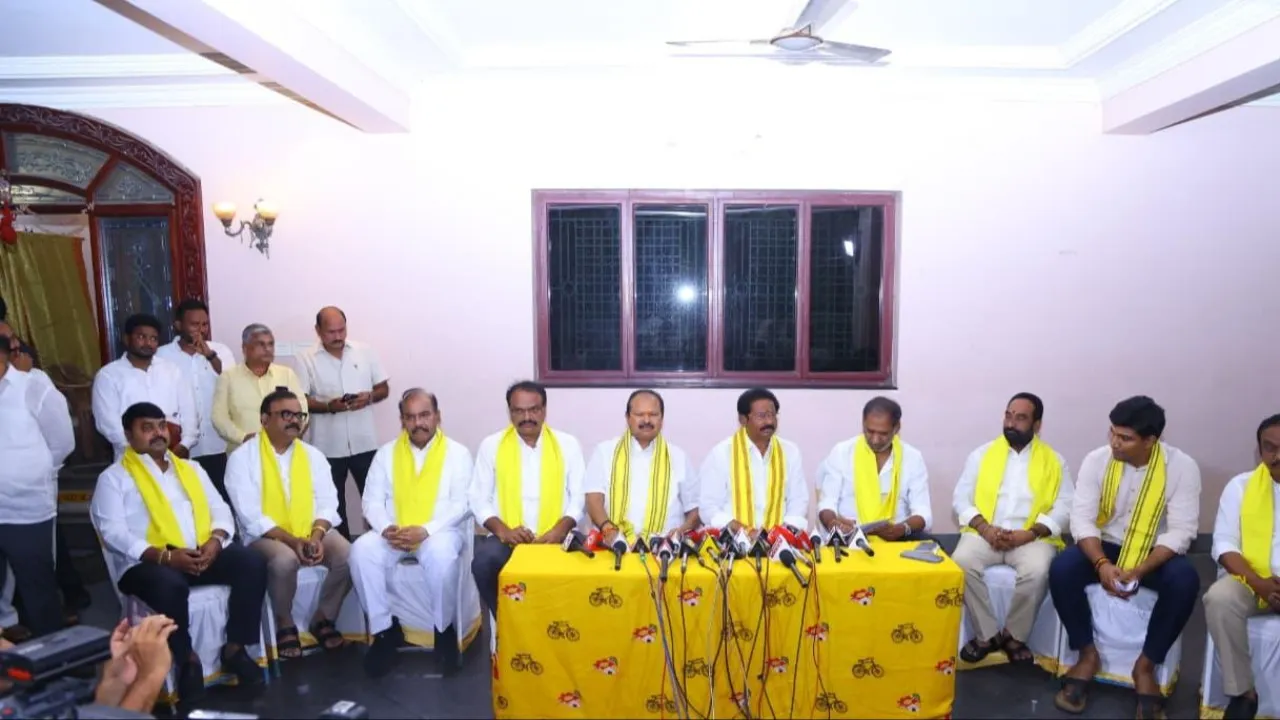 పల్నాడు అభివృద్ధే మనందరి ప్రధాన లక్ష్యం కావాలి: ప్రత్తిపాటి పుల్లారావు