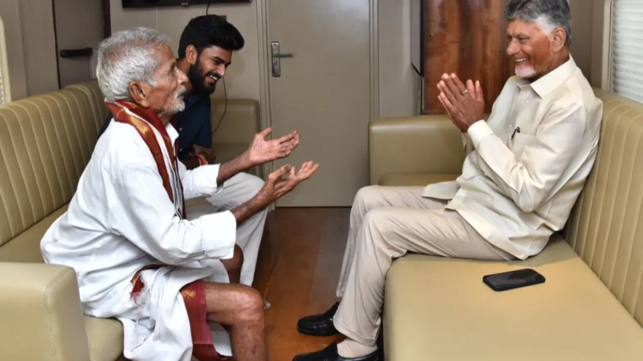 అభిమాని కోరికను తీర్చిన ముఖ్యమంత్రి చంద్రబాబు నాయుడు 