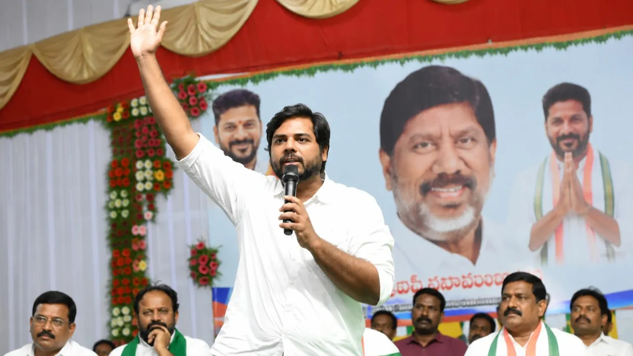 ​సింగరేణి కార్మికుల సంక్షేమం కోసం పార్లమెంట్‌లో నిరంతరం పోరాడుతా: ఎంపీ గడ్డం వంశీకృష్ణ