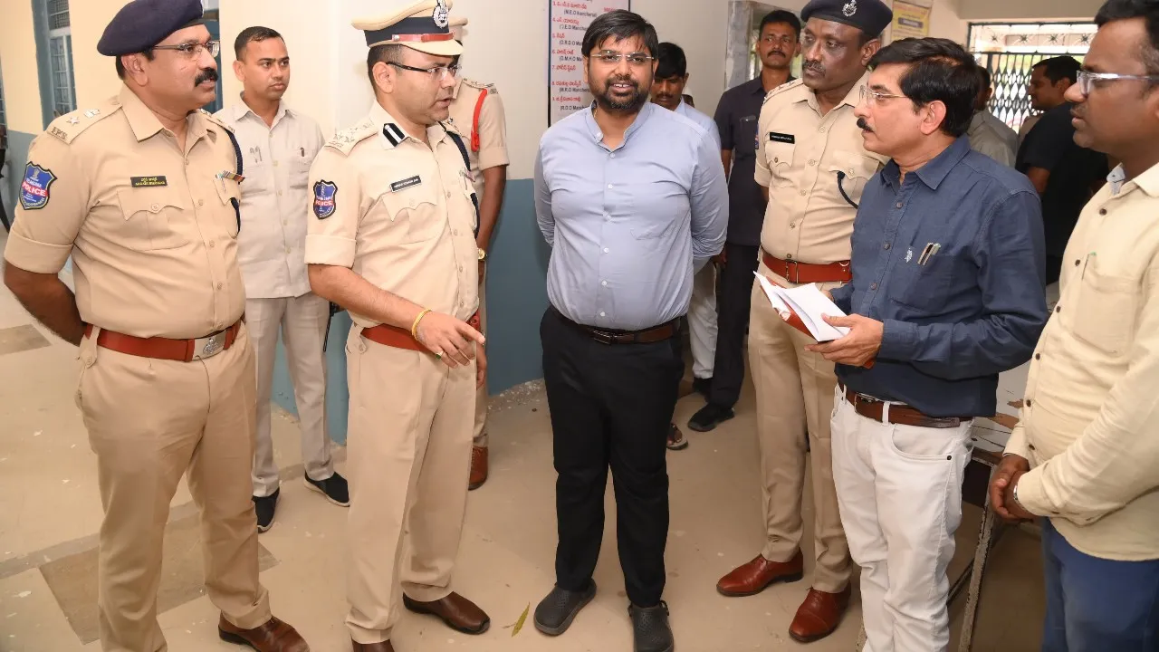 ​నీట్-2026 పరీక్షకు పకడ్బందీ ఏర్పాట్లు