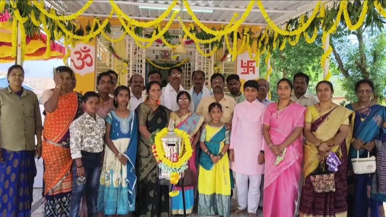 RTC డిపో ఆవరణంలో  ఘనంగా శ్రీ మహాగణపతి విగ్రహ ప్రతిష్ఠ