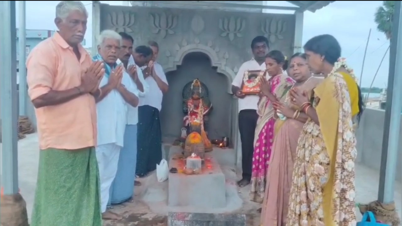 వర్షాలు కురవాలని పెనుగొలనులో నగర సంకీర్తన
