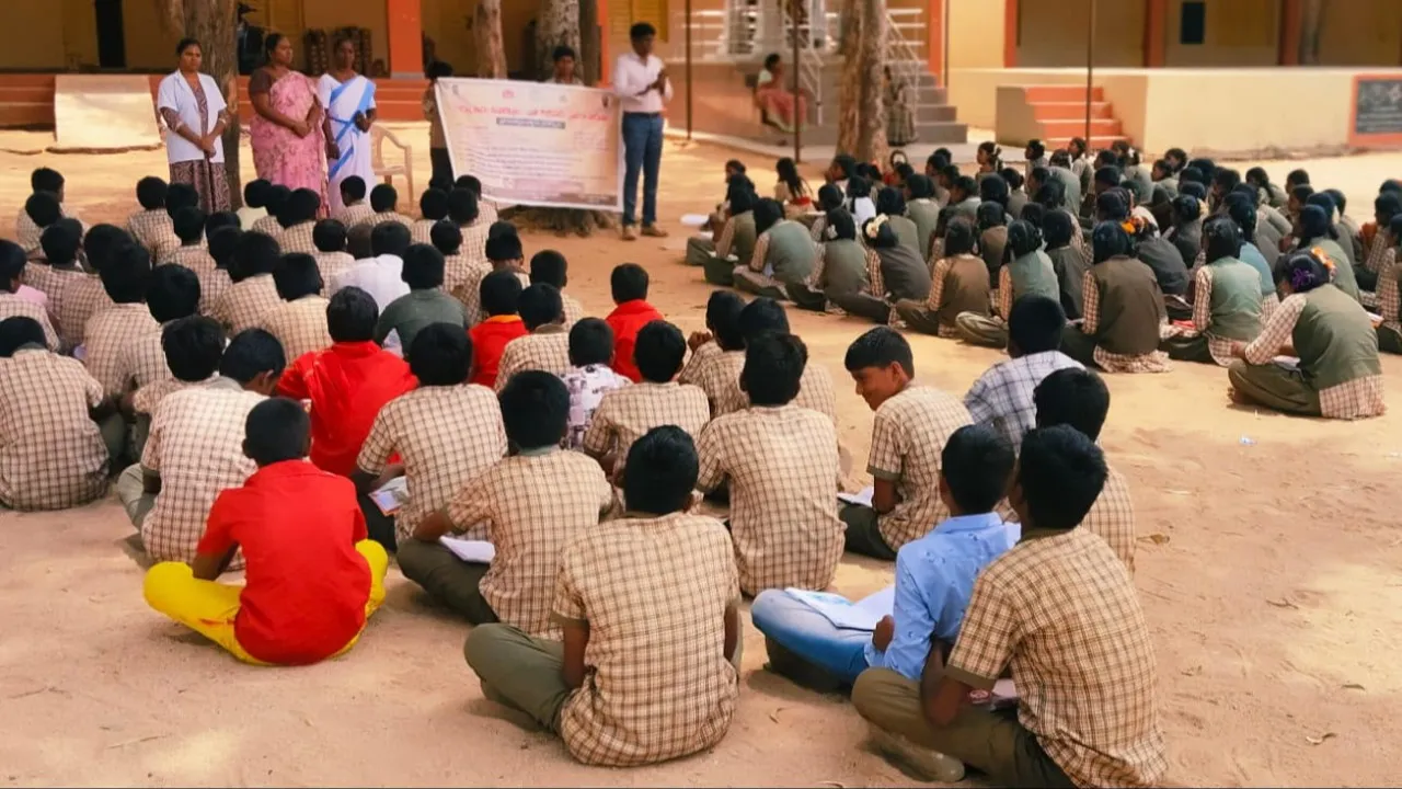 డాక్టర్ సుభాష్ రాజా ఆధ్వర్యంలో మలేరియా, డెంగ్యూపై అవగాహన కార్యక్రమం
