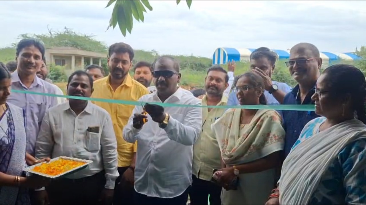 విస్సన్నపేటలో ఎమ్మెల్యే కొలికిపూడి సుడిగాలి పర్యటన  అద్దె వ్యవసాయ యంత్రాల కేంద్రం ప్రారంభం – రైతులకు ఆధునిక సాంకేతిక సేవలు అందుబాటులోకి