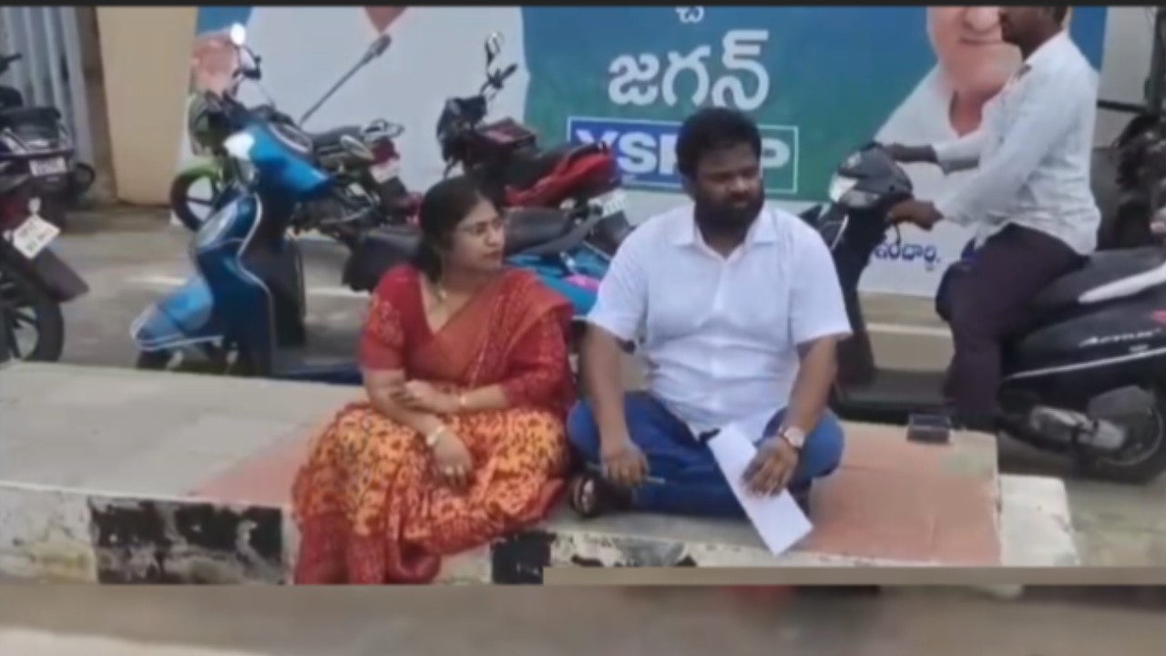 లండన్‌లో పీజీ నుంచి... తాడేపల్లి ప్యాలెస్ గేటు వరకు: బోరుగడ్డ అనిల్ ఆవేదన