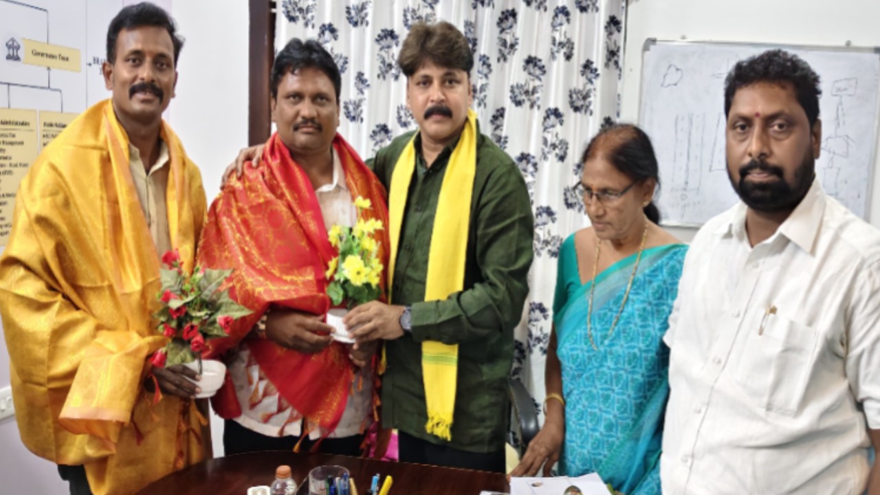డోర్ టు డోర్ ప్రచారం 100 శాతం పూర్తి