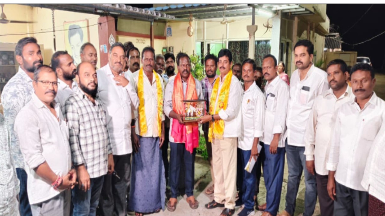 40 ఏళ్ల పసుపు జెండా ప్రస్థానం.....