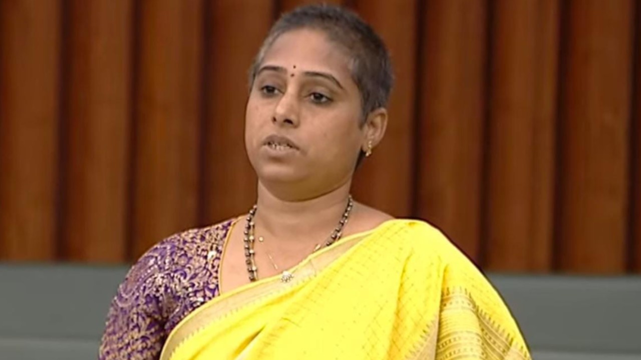 జర్నలిస్టులకు ఇళ్ల స్థలాలు కల్పించాలి