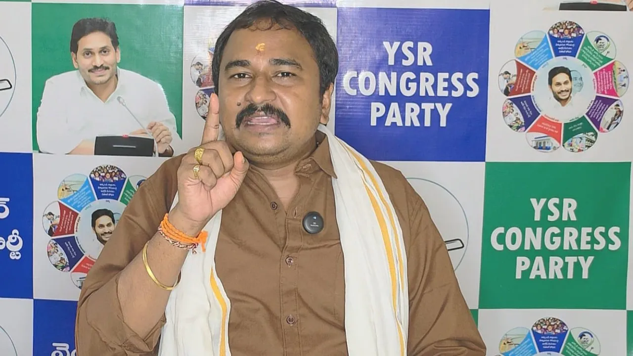 బీసీలకుబీసీలకు రిజర్వేషన్ల పేరిట కూటమి మోసం: పాటి శివకుమార్ ధ్వజం