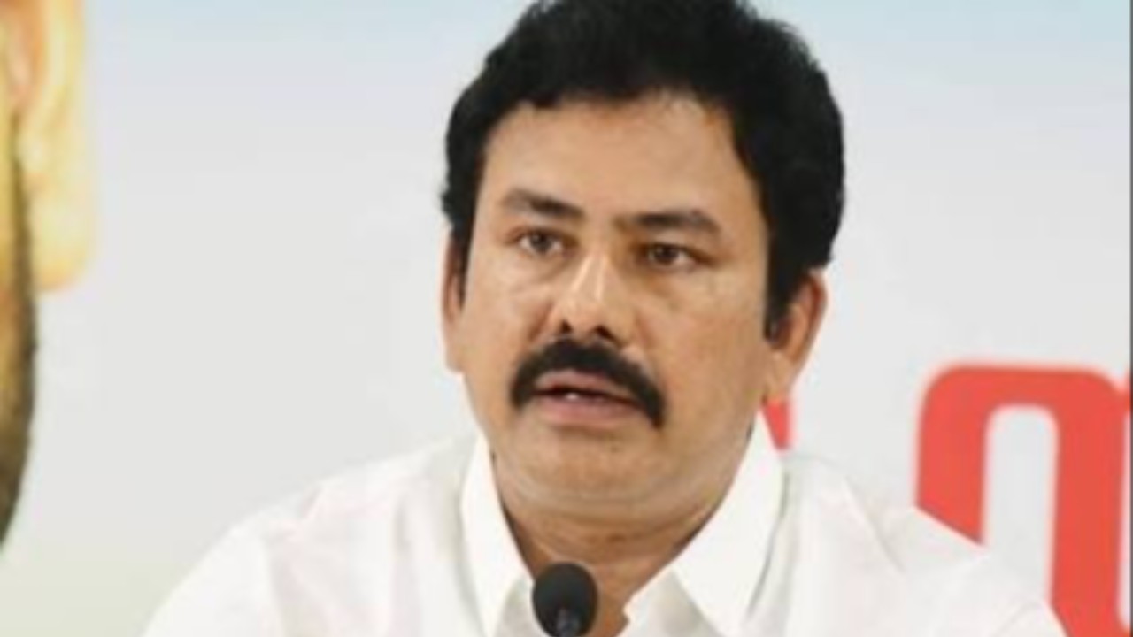విశాఖను డ్రగ్స్‌ కేంద్రంగా మార్చారు....