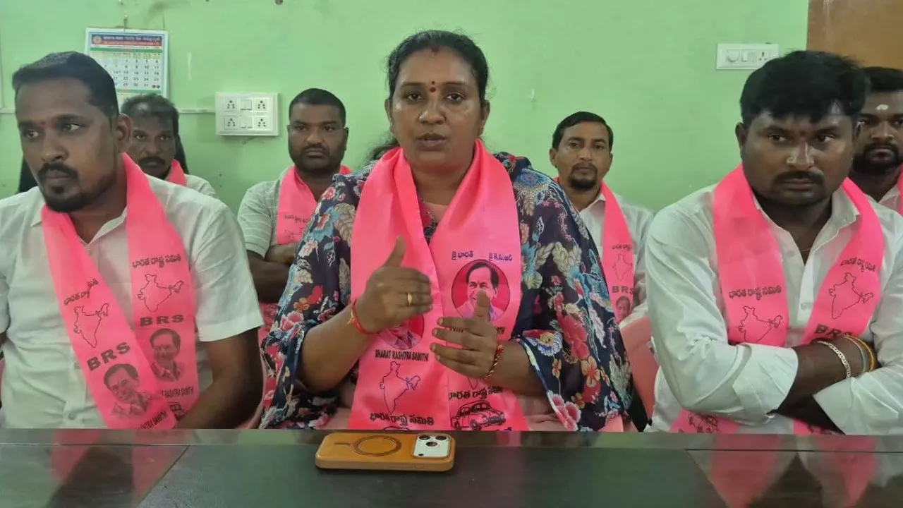 22A పేరుతో పట్టాదారు రైతుల భూములపై కాంగ్రెస్ భూదందా